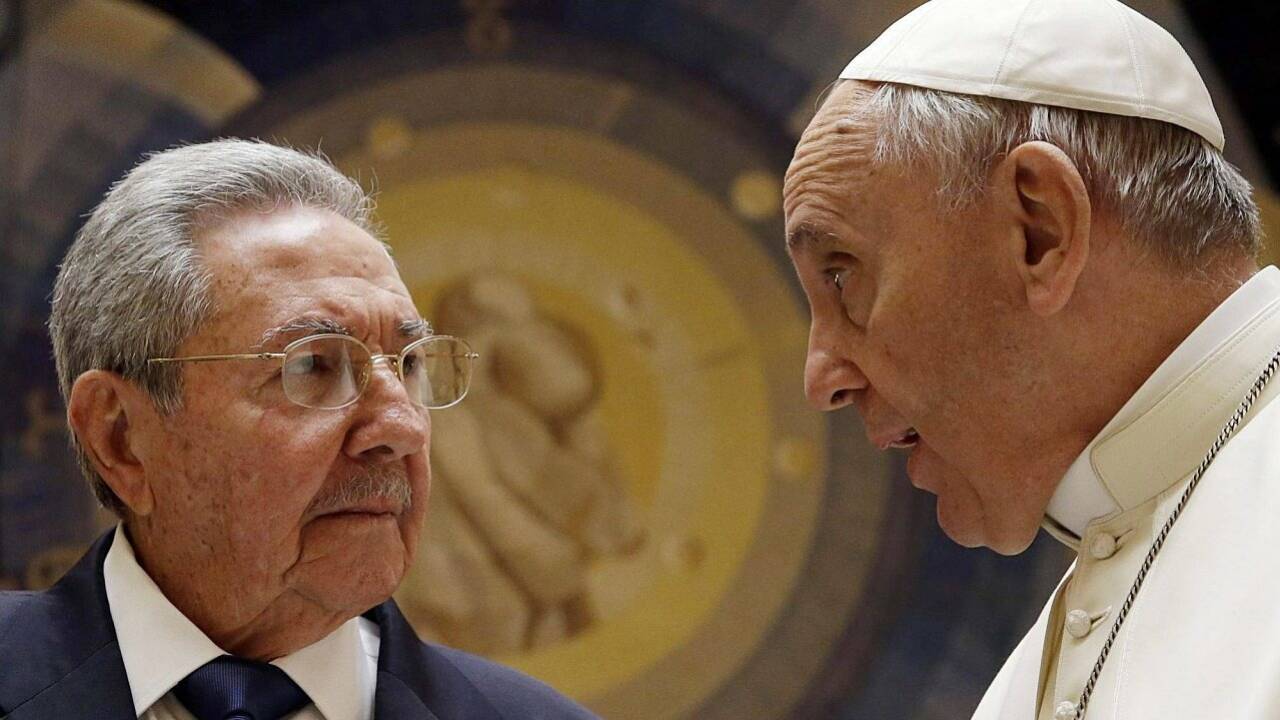 Papst Franziskus empfing Kubas Präsident Castro im Vatikan