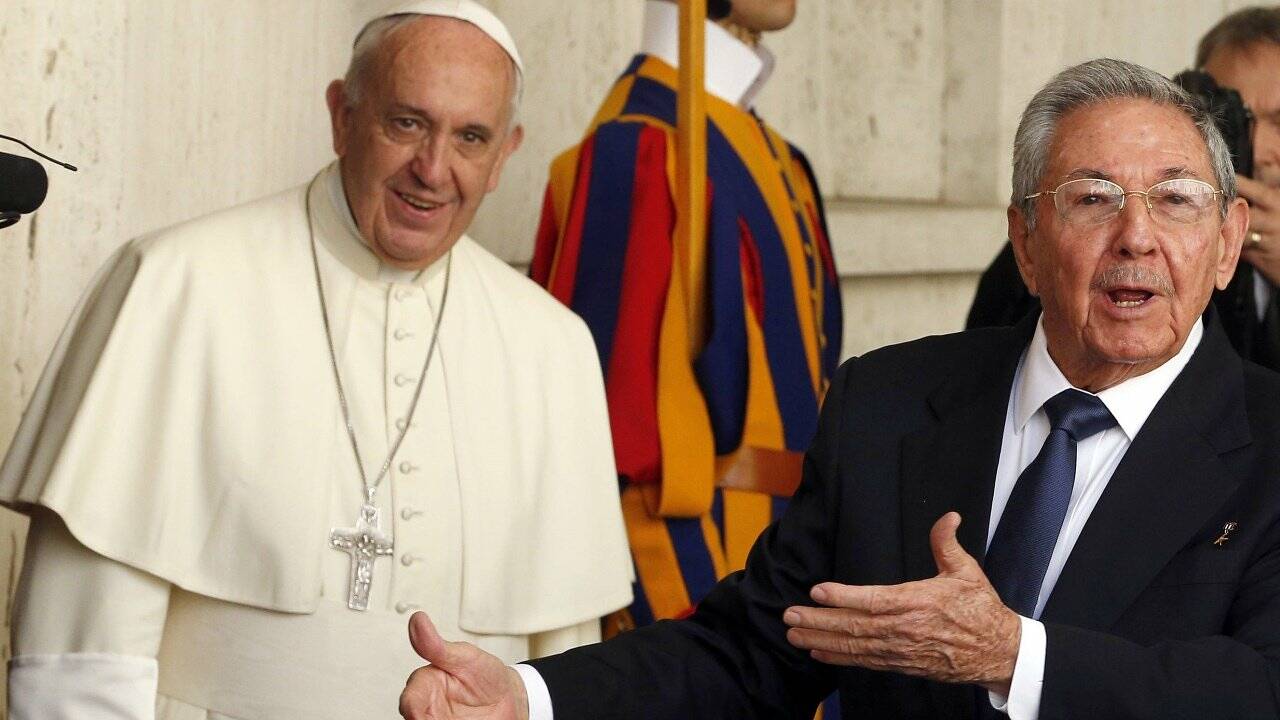 Papst Franziskus empfing Kubas Präsident Castro im Vatikan