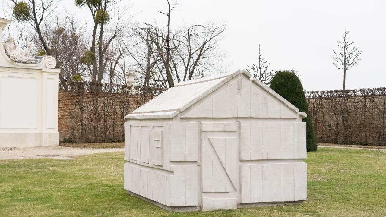 Rachel Whiteread, Chicken Shead. BELVEDERE  Rachel Whiteread, Chicken Shead. BELVEDERE