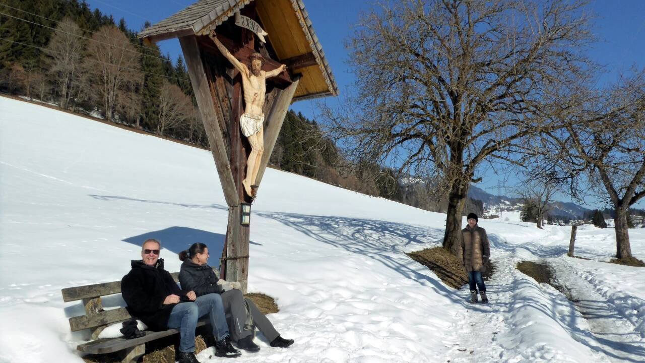 Auf der Sonnenterrasse rund um Goldegg warten feine Genussplätze. Auf der Sonnenterrasse rund um Goldegg warten feine Genussplätze.