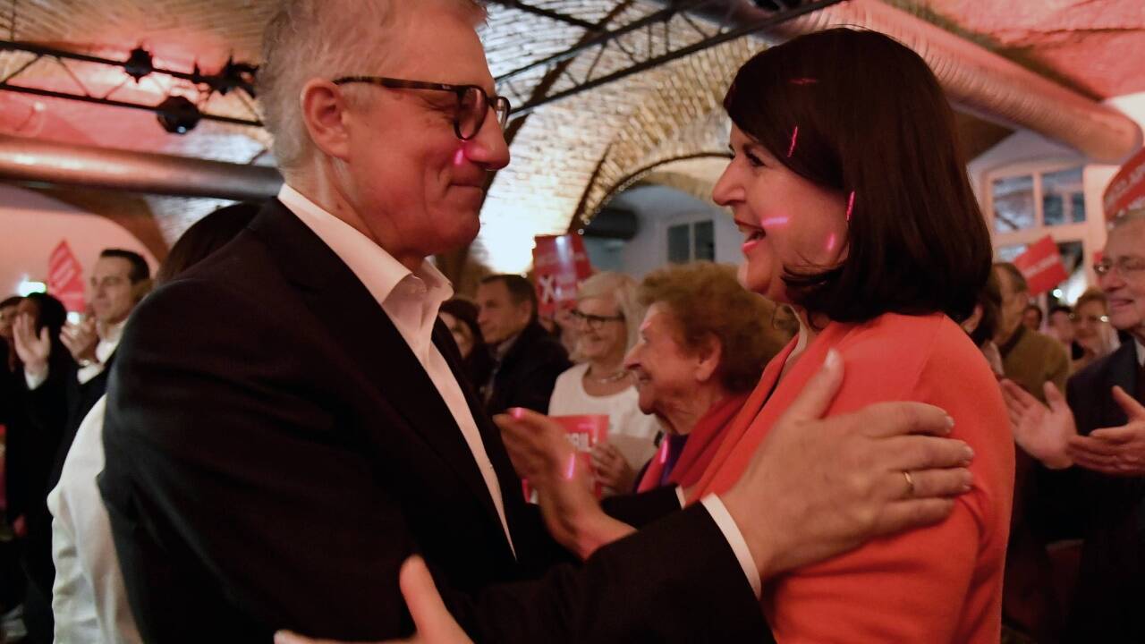 Walter Steidl mit Gabi Burgstaller am Donnerstagabend beim Wahlkampfauftakt.  