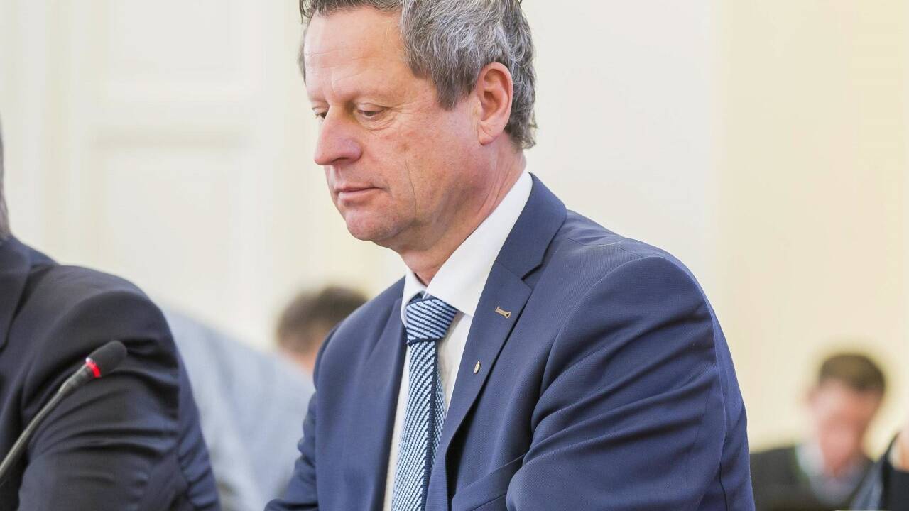 Helmut Naderer. 