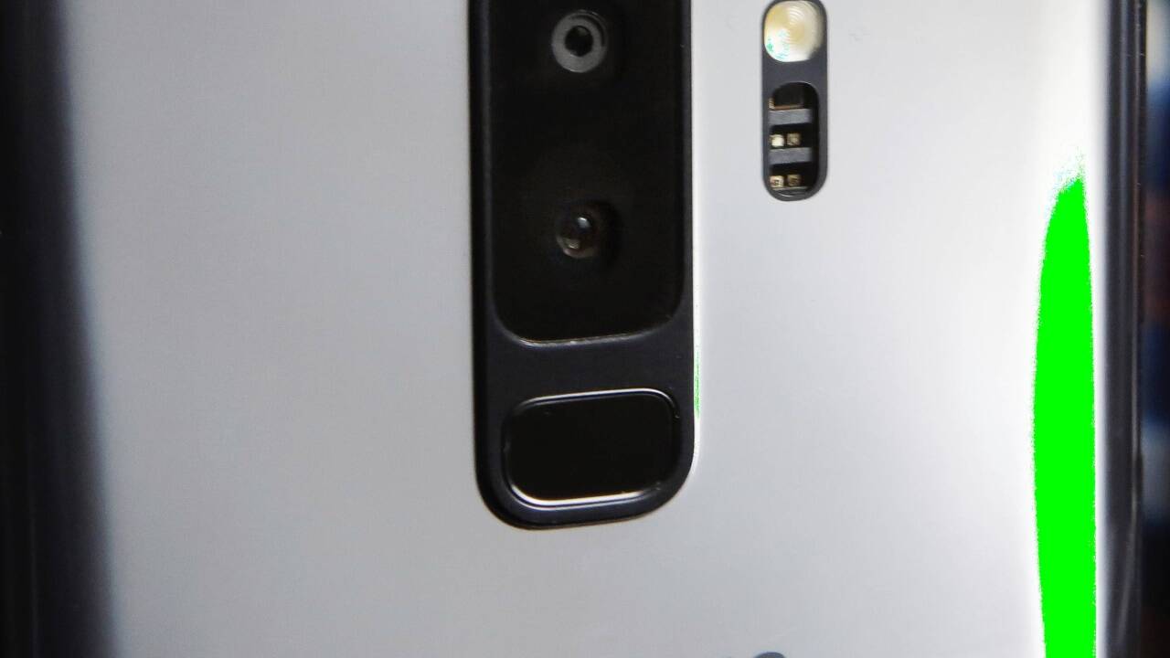 Samsung hat Kamera und Fingerabdruckscanner neu angeordnet. Samsung hat Kamera und Fingerabdruckscanner neu angeordnet.