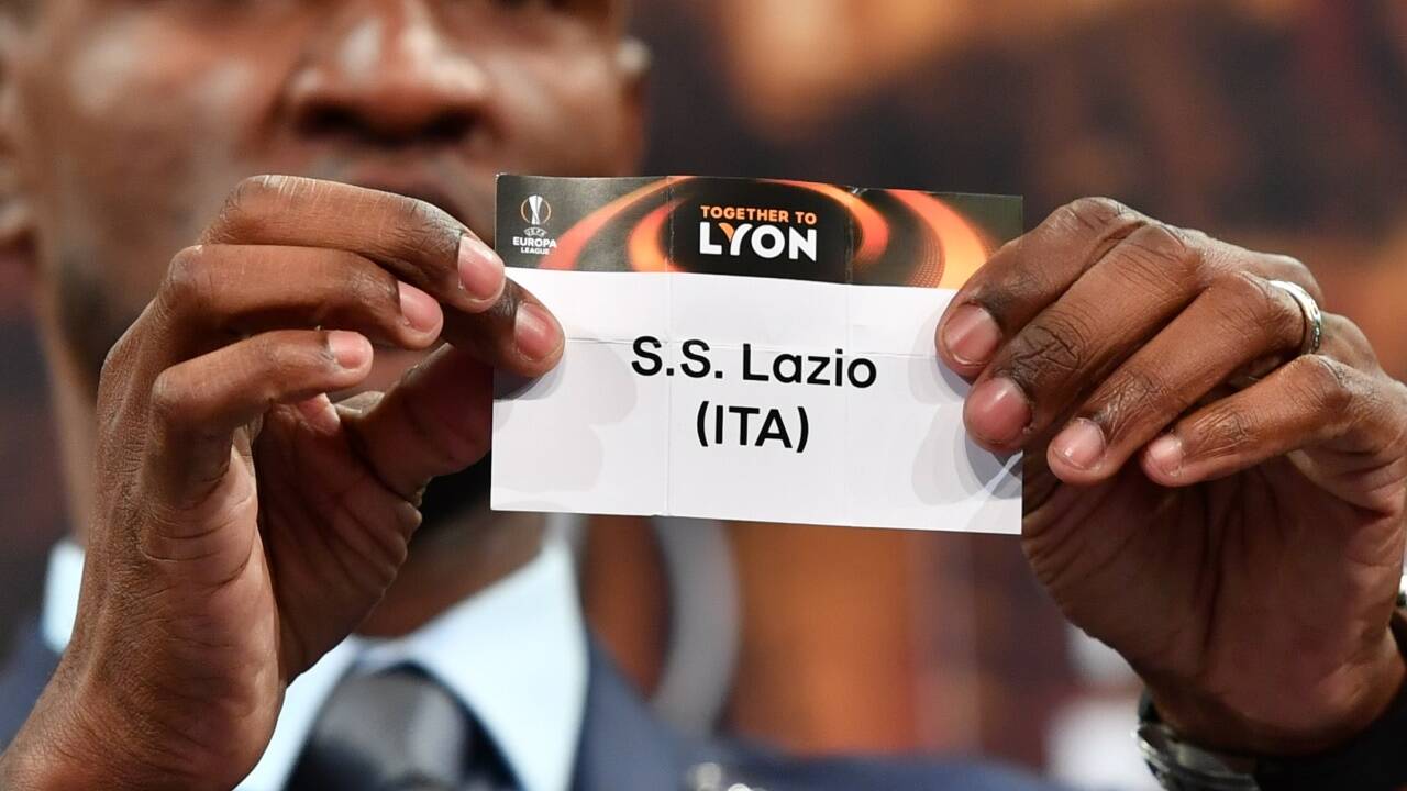 Schwieriges Los: der französische Ex-Profi Eric Abidal zog für Red Bull Salzburg den Gegner Lazio Rom. 