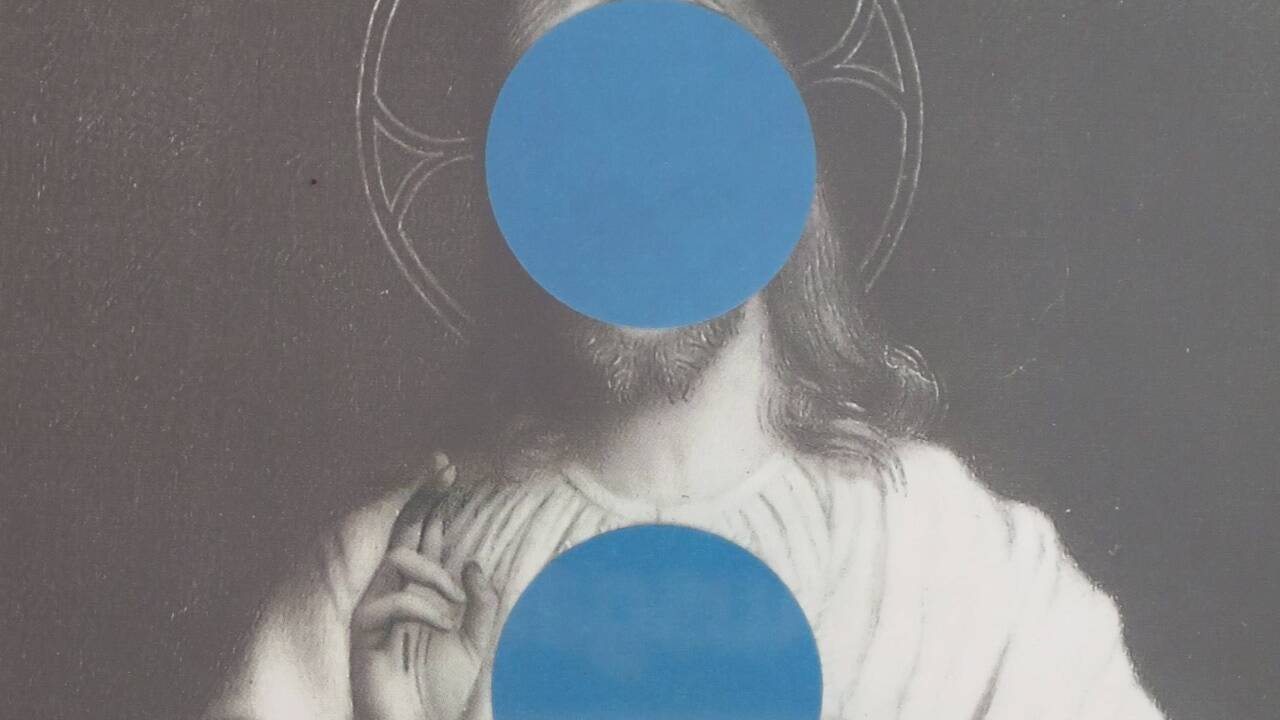 „Blaupunkt-Jesus“ aus 2014, ein Kunstwerk von Hermann Glettler (Ausschnitt). 