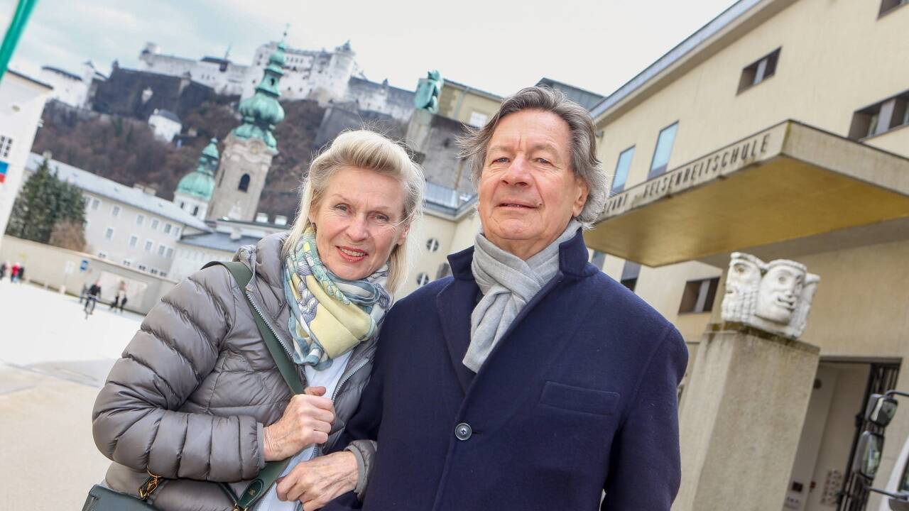 Die Altstadt präsentiere sich den Gästen der Osterfestspiele nicht sauber genug, kritisieren Johannes Edelsbacher und Gattin Dagmar.  