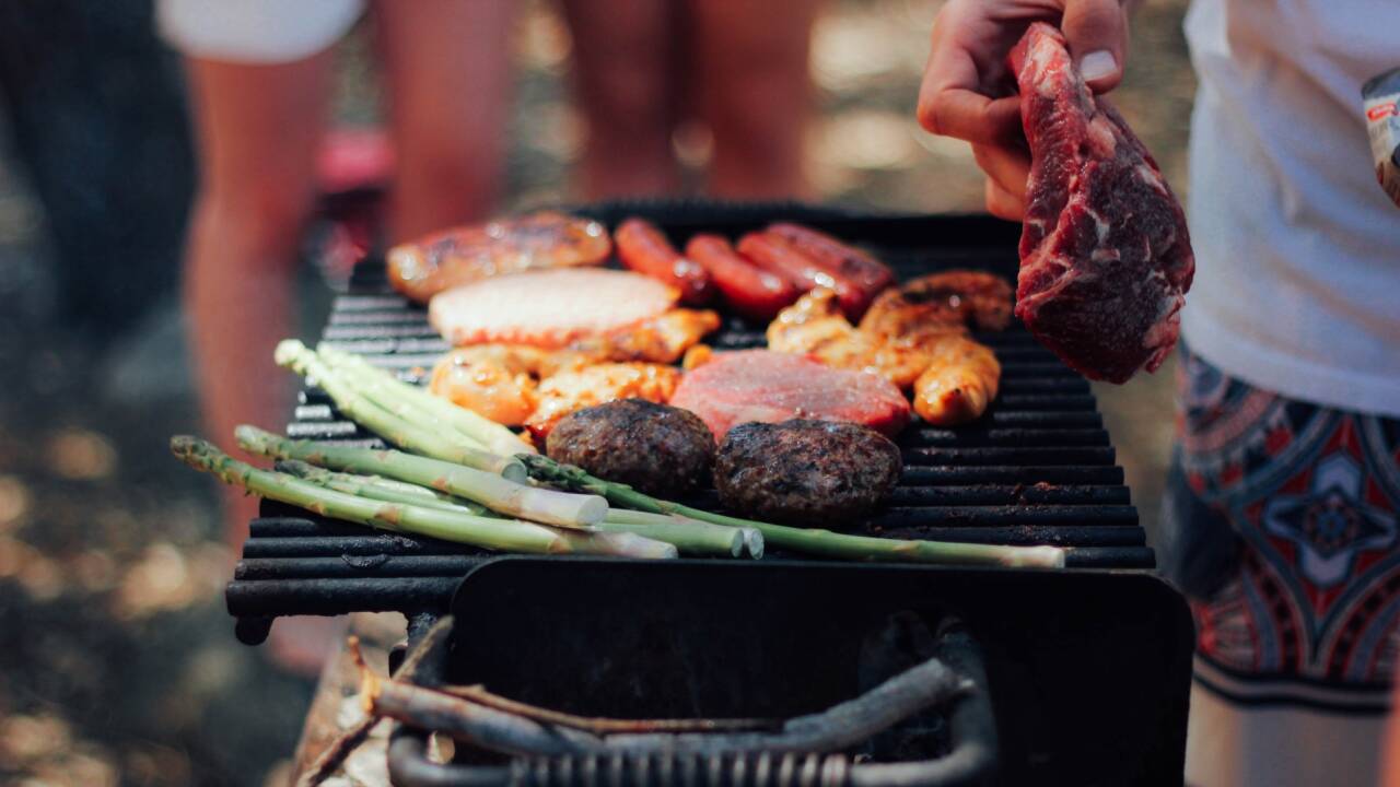 Beim Grillen werden oftmals die Gefahren und Risiken unterschätzt. 