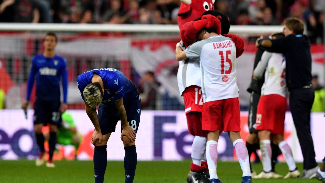 Die Bullen jubeln, die Römer sind am Boden zerstört. Die Bullen jubeln, die Römer sind am Boden zerstört.