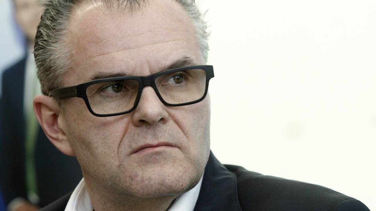 Der frühere Salzburger Landesdirektor Roland Brunhofer wurde außen vor gelassen. 