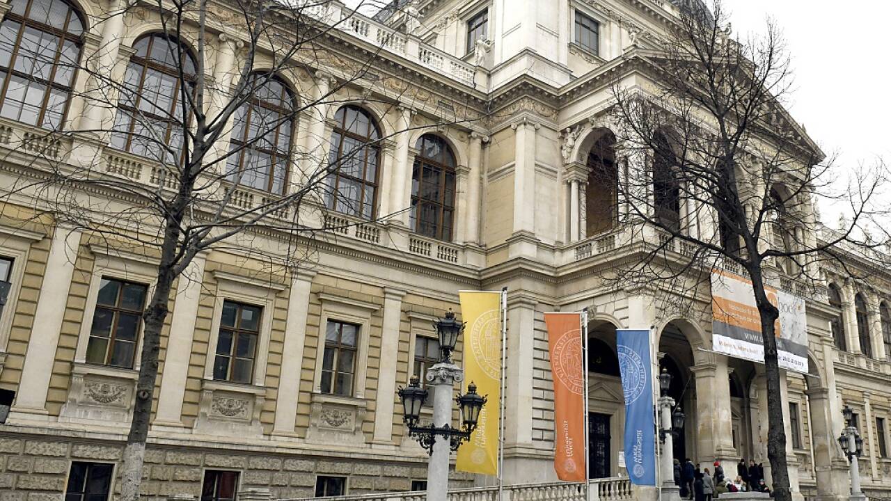 Österreichs Professoren verwenden viel Zeit für Verwaltungsaufgaben  Österreichs Professoren verwenden viel Zeit für Verwaltungsaufgaben