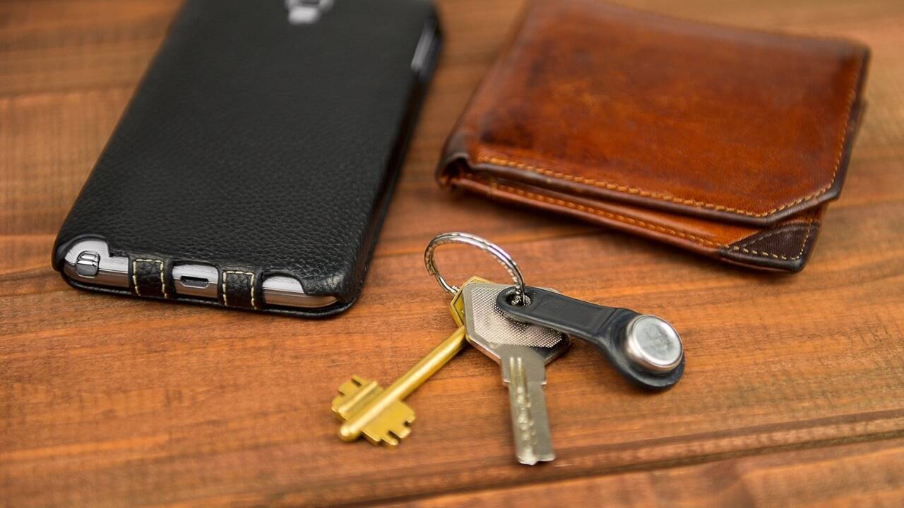 Gedächtnis mit Anschluss an das Internet Gedächtnis mit Anschluss an das Internet