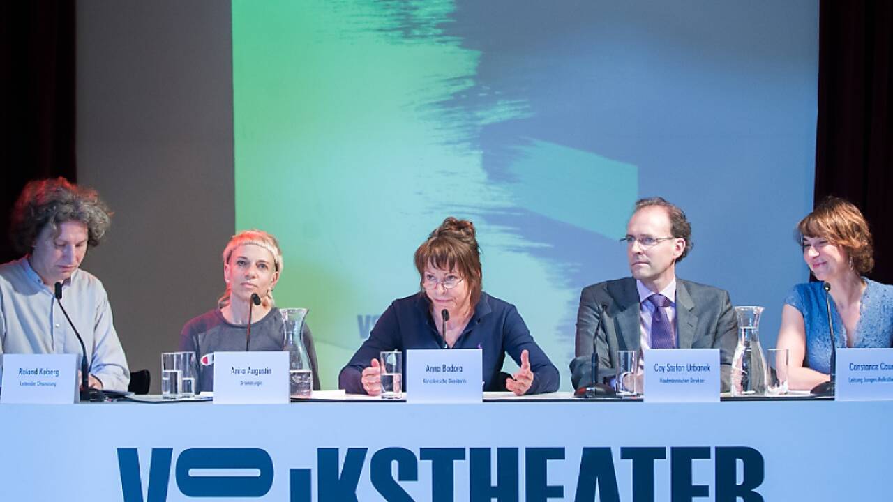 Man will "in Verteidigung der Demokratie" machen  Man will 'in Verteidigung der Demokratie' machen