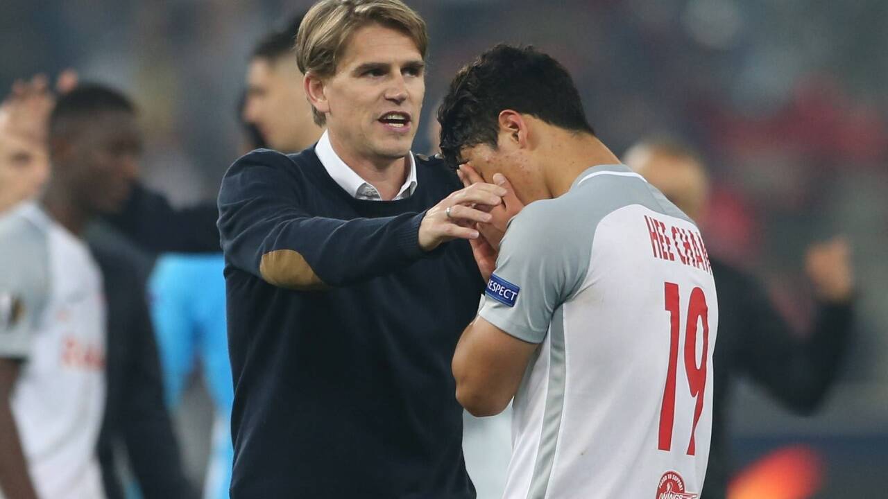 Sportdirektor Christoph Freund und Hee Chan Hwang. 