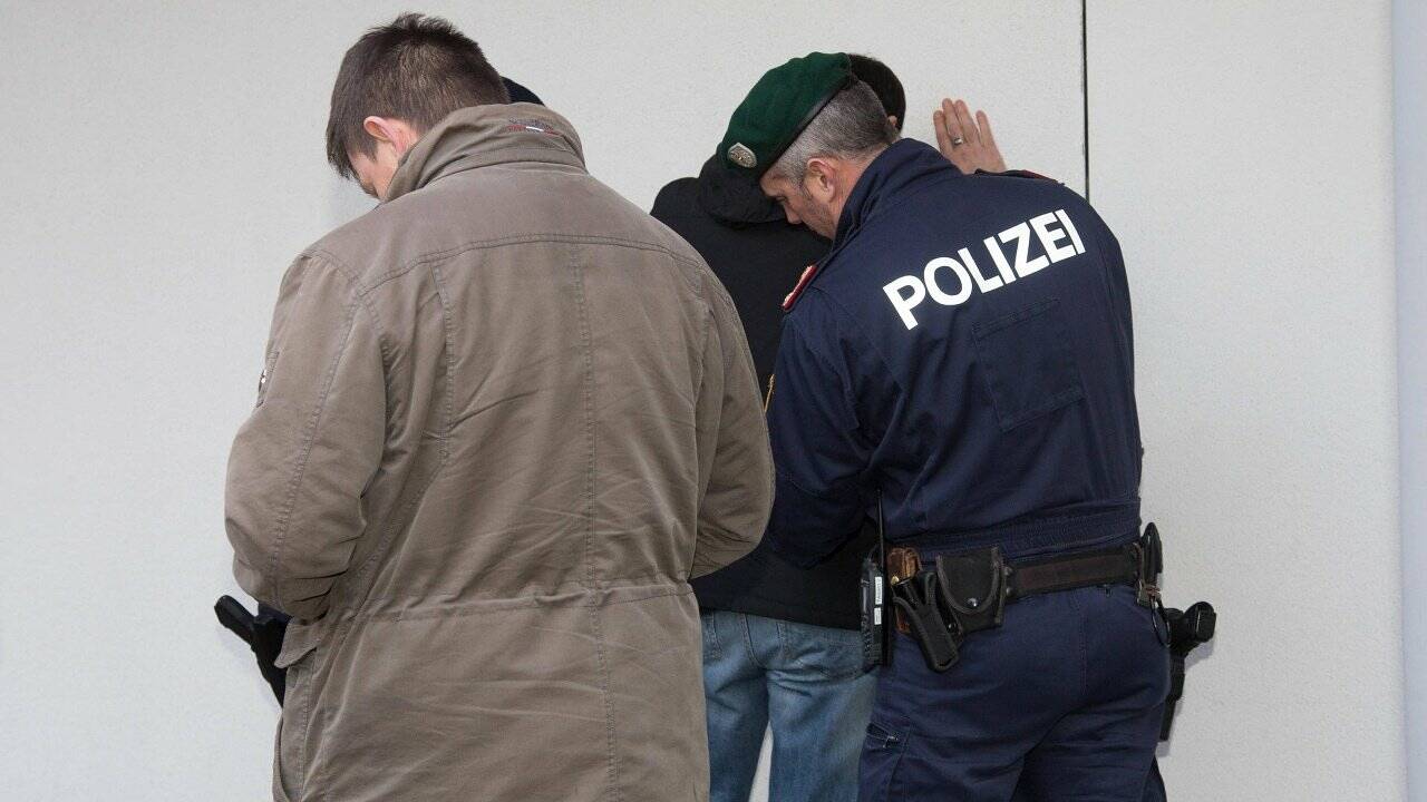 Bandenkrieg in Salzburg: Gruppen beschuldigen sich gegenseitig