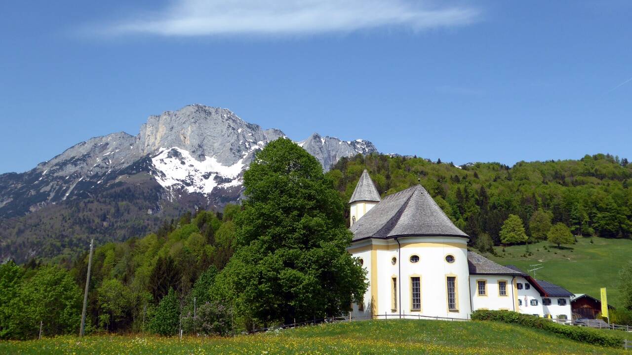 Maria Ettenberg und der Untersberg mit Hut. Das Wetter bleibt also gut.  