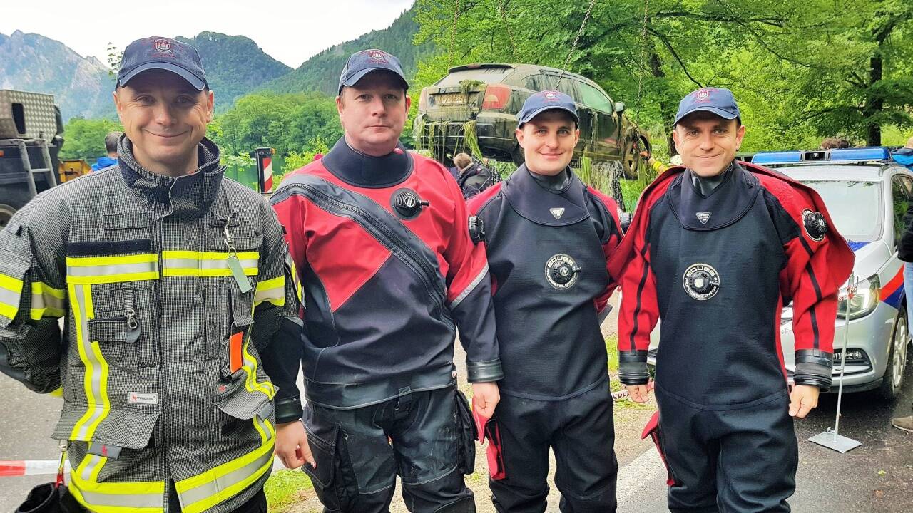 Die vier Einsatztaucher der Salzburger Berufsfeuerwehr: Alex Jentsch, Michael Hiern, Peter Messner und Stefan Ziller. 