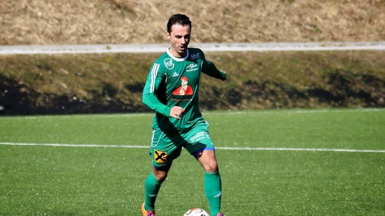 Sadat Hamzic (Grünau). 