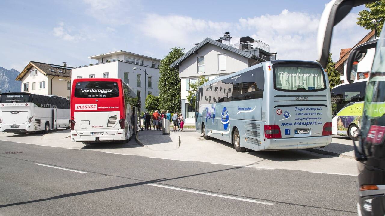 Zu Fronleichnam herrschte am Reisebusterminal Nonntal reger Betrieb.  