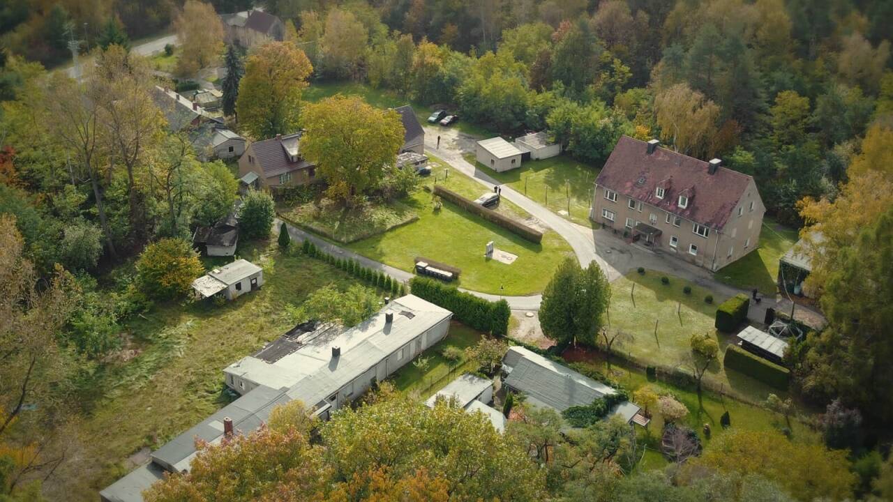 Alwine, eine Siedlung in der südbrandenburgischen Provinz. Alwine, eine Siedlung in der südbrandenburgischen Provinz.