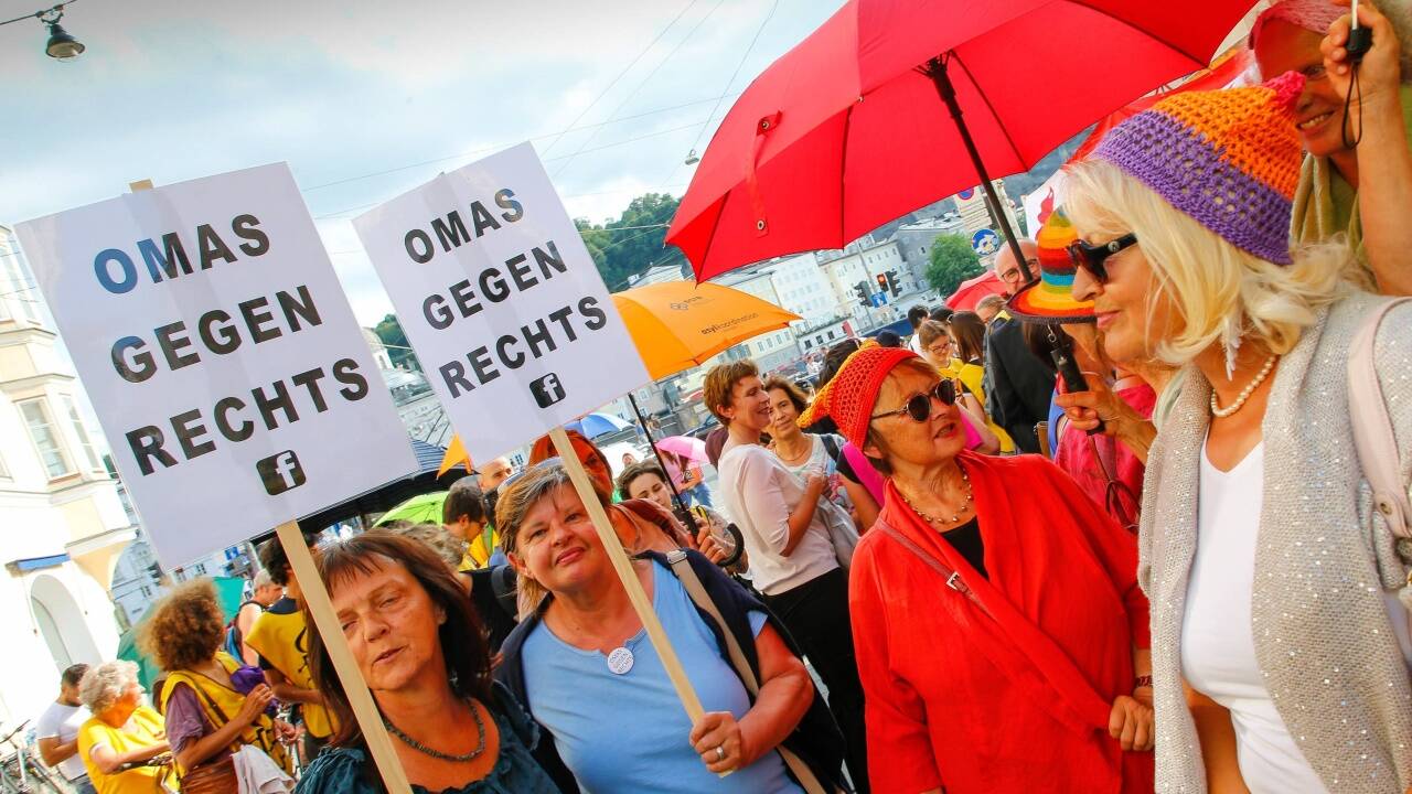 Am Dienstag fand der Umbrella March in Salzburg statt.  