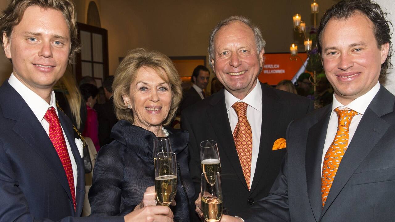 Andreas Kuhn (links) mit seinen Eltern Günter und Irmgard sowie Bruder Stefan. 