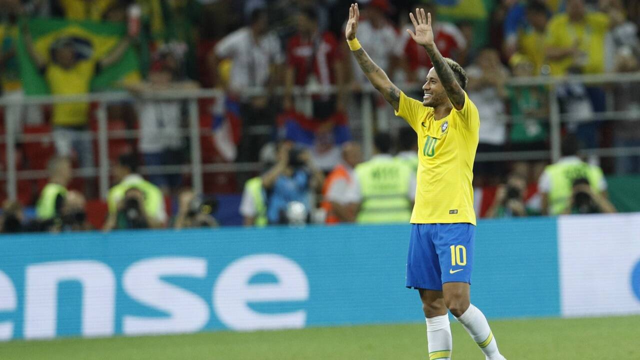 Basilien (im Bild Neymar) steht im Achtelfinale.  