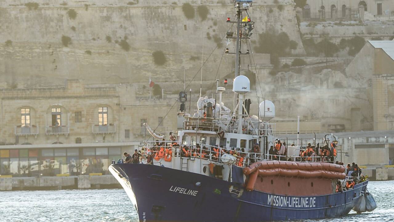 Das Rettungsschiff 'Lifeline' durfte am Mittwoch in Malta anlegen 