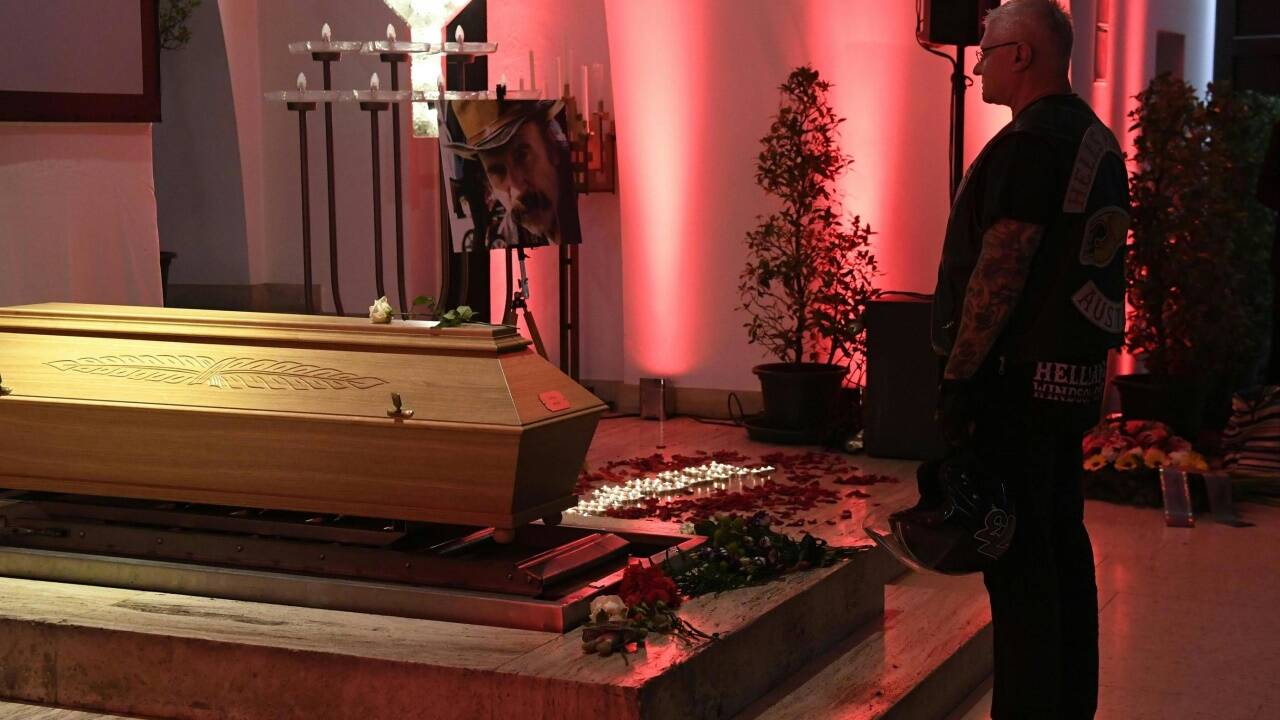 Trauerfeier für den verstorbenen Drahdiwaberl-Boss Stefan Weber. 
