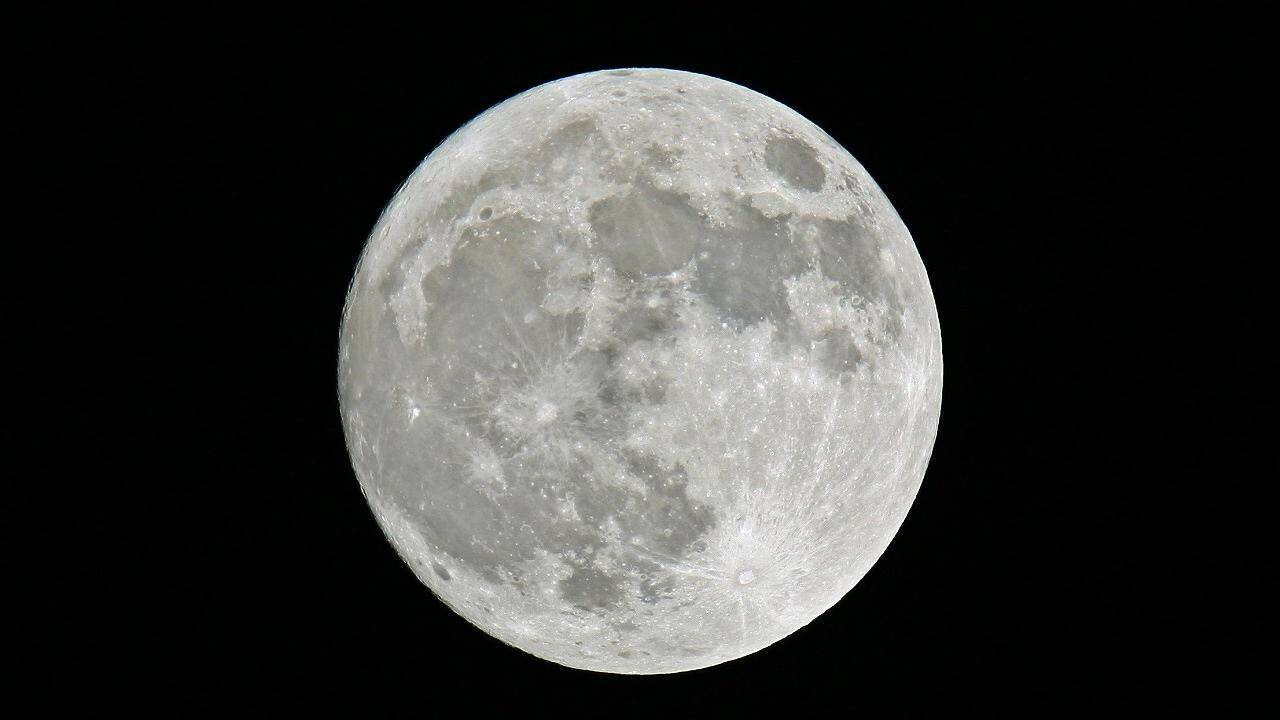 Der "Mann im Mond" hat einen vulkanischen Ursprung