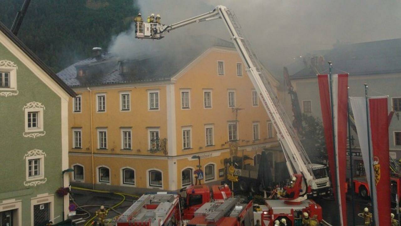 Großbrand in Tamsweg: Brandwache beendet