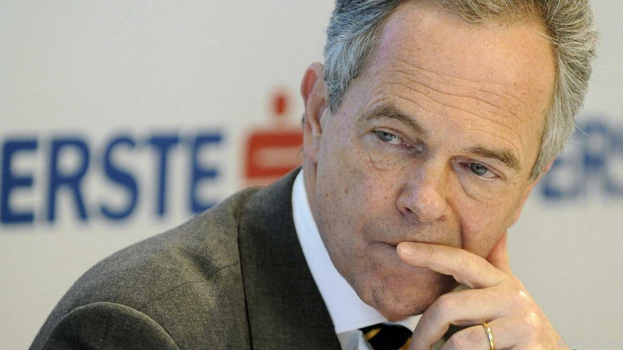 Erste-Aktie stürzt ab: Andreas Treichl will bleiben