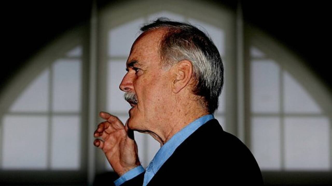 John Cleese vermisst Humor in neuen Bond-Filmen