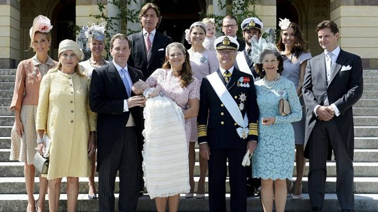 Schwedens Liebling: Baby-Prinzessin Leonore getauft