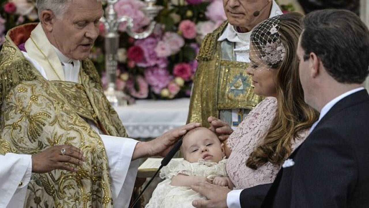 Schwedens Liebling: Baby-Prinzessin Leonore getauft