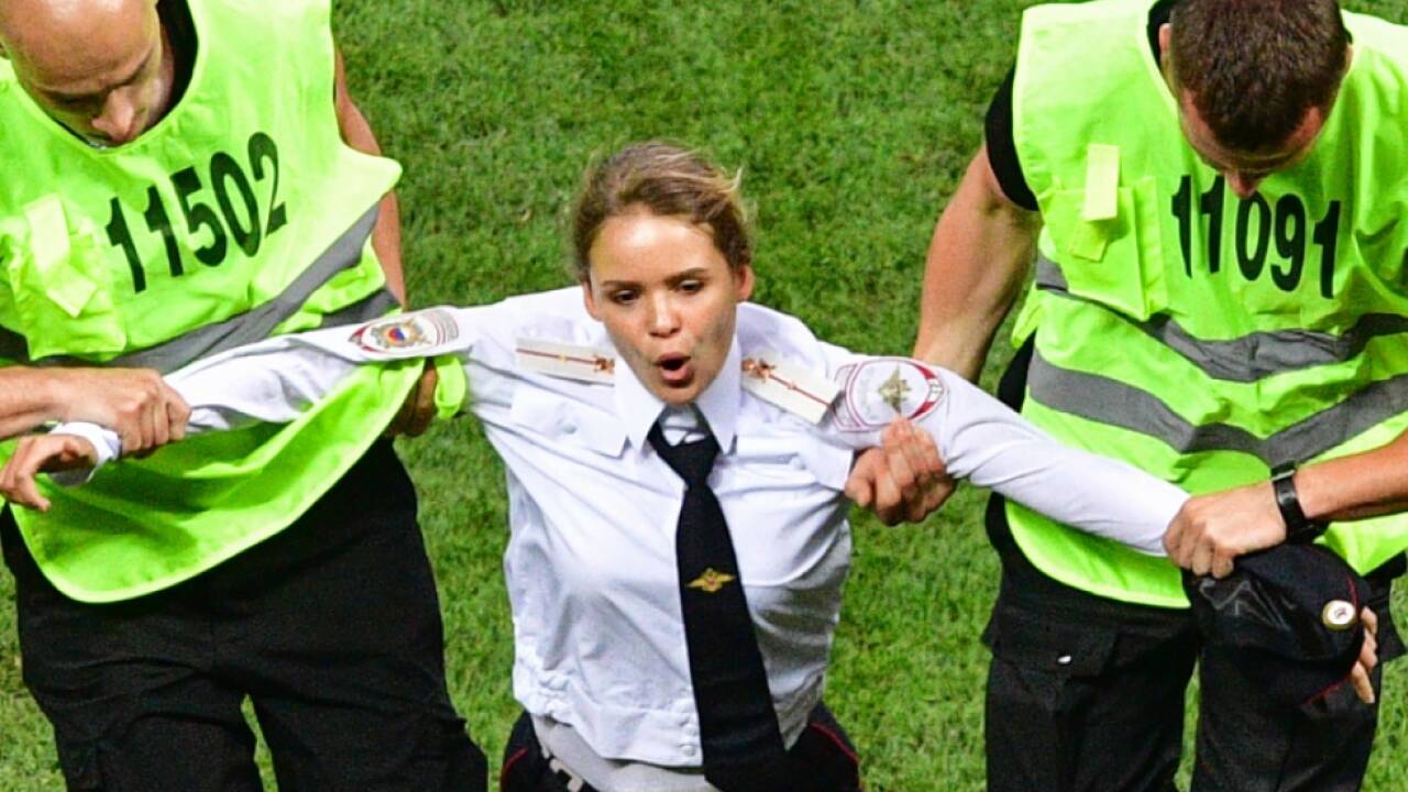 Pussy Riot narrte Sicherheitsleute 