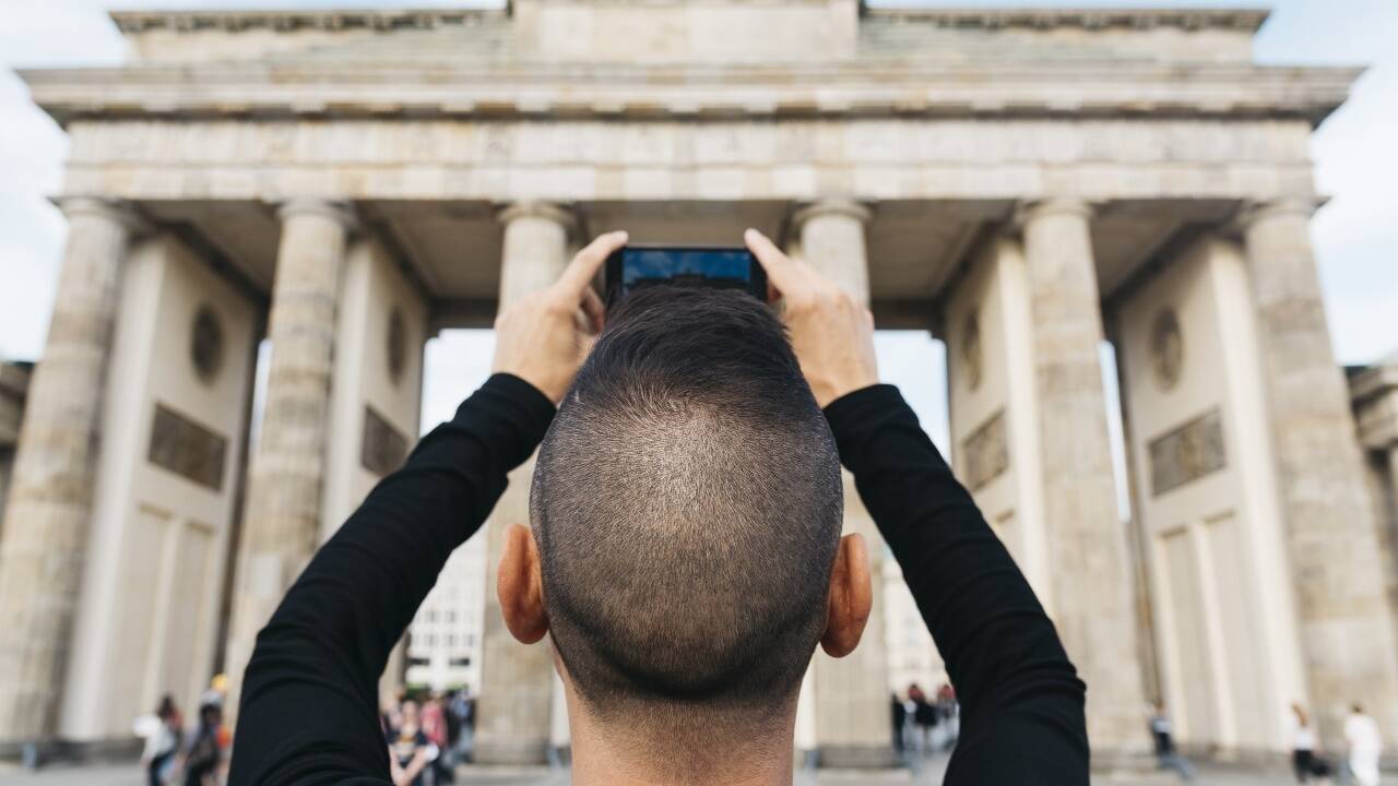 Eine öffentliche Sehenswürdigkeit kann im Regelfall problemlos fotografiert werden. Dies gilt aber nicht für alle Urlaubsmotive. Eine öffentliche Sehenswürdigkeit kann im Regelfall problemlos fotografiert werden. Dies gilt aber nicht für alle Urlaubsmotive.