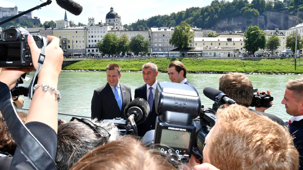 Kanzler Kurz mit den Regierungschefs Ratas und Babis. 