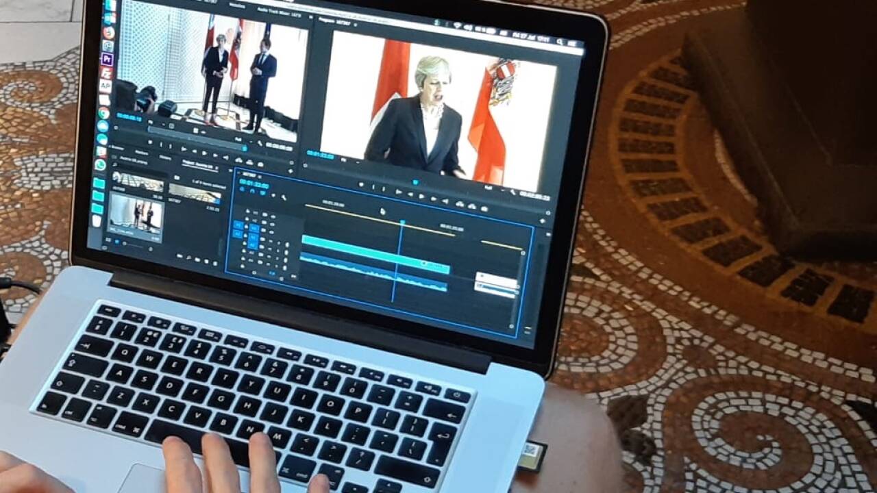 Nach der Pressekonferenz feilten die Journalisten an ihren Artikeln. 