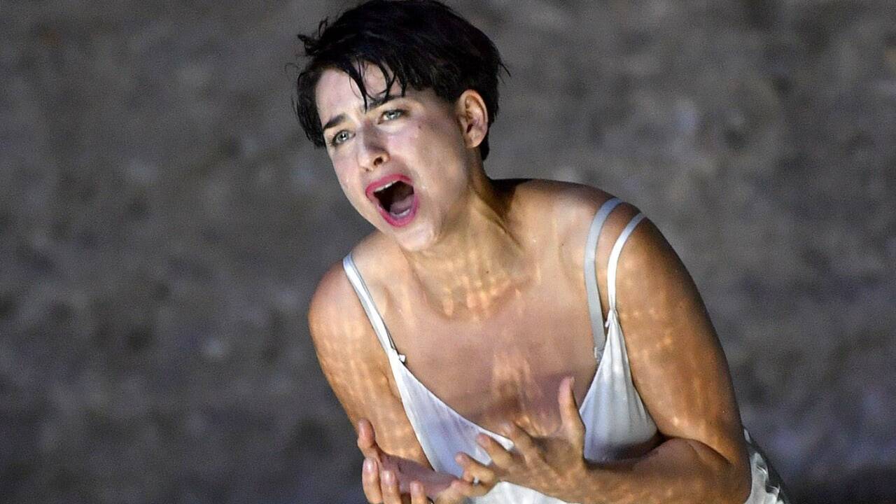 „Salome“ in der Felsenreitschule bei den Salzburger Festspielen: Asmik Grigorian (Salome). „Salome“ in der Felsenreitschule bei den Salzburger Festspielen: Asmik Grigorian (Salome).
