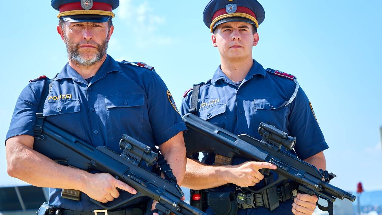 Das neue Sturmgewehr der Polizei. 