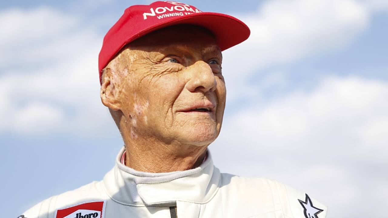 Niki Lauda musste sich nach schwerer Erkrankung einer OP unterziehen 