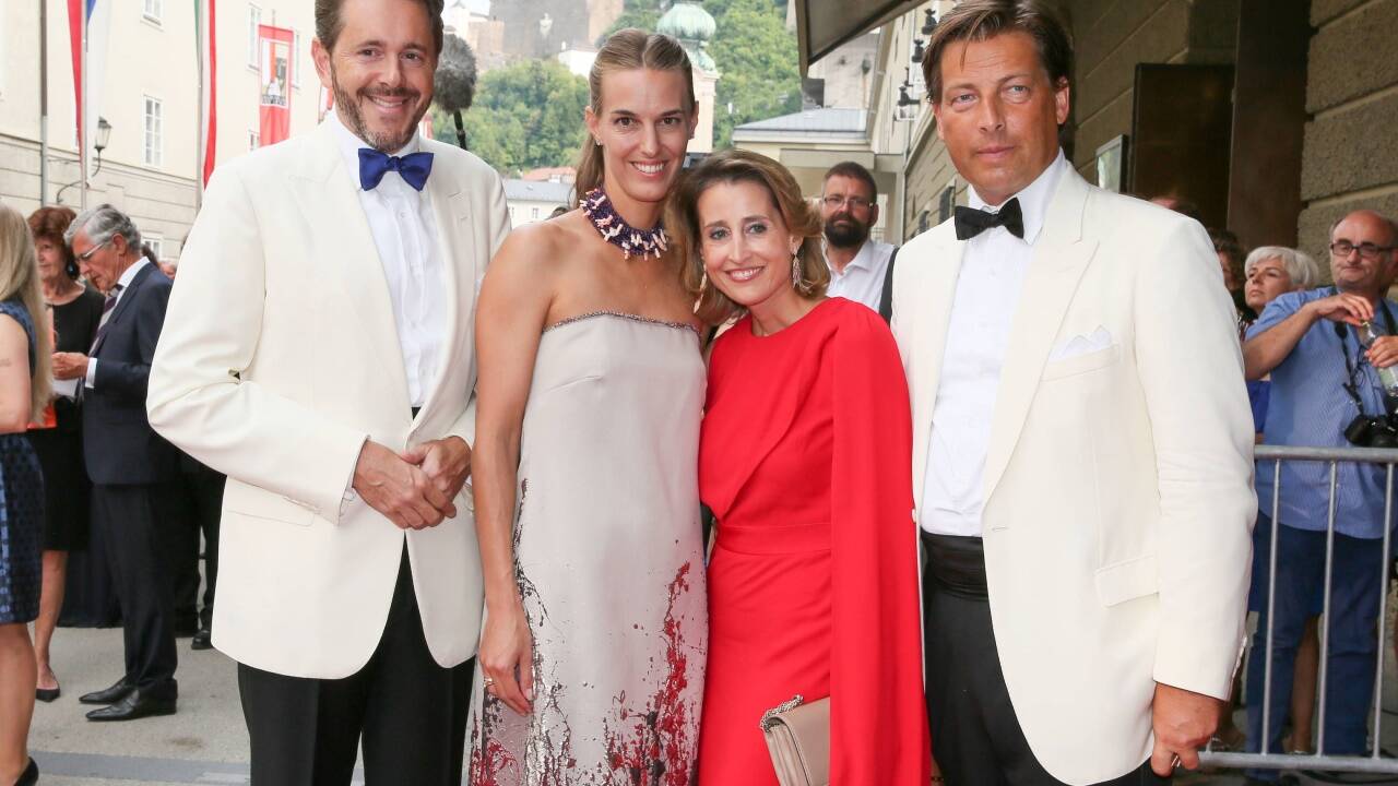 WK Präsident Harald Mahrer mit Ehefrau Andrea Samonigg-Mahrer, Alexandra und Matthias Winkler   WK Präsident Harald Mahrer mit Ehefrau Andrea Samonigg-Mahrer, Alexandra und Matthias Winkler
