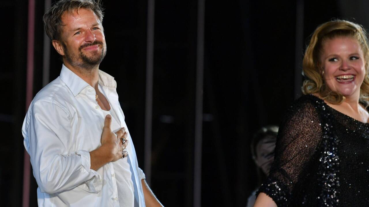  Philipp Hochmair gab am Donnerstagabend sein Debut als Jedermann der Salzburger Festspiele auf dem Domplatz. 