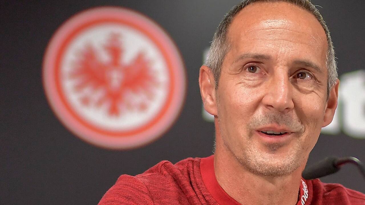 Eintracht-Frankfurt-Trainer Hütter - die Fußballwelt kennt ihn als Adi Hütter, im Reisepass und Führerschein steht natürlich Adolf Hütter. 