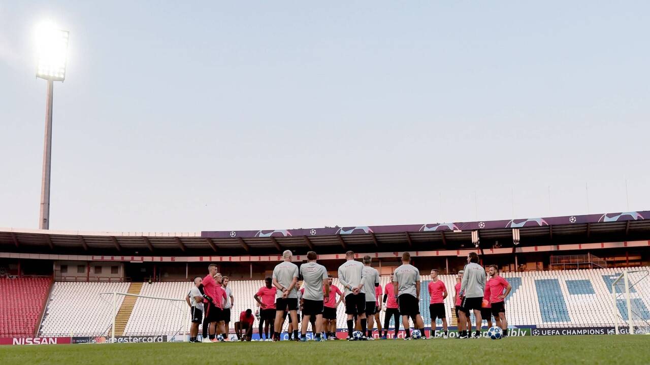 Im Stadion von Roter Stern wird heute gähnende Leere herrschen.  Im Stadion von Roter Stern wird heute gähnende Leere herrschen.