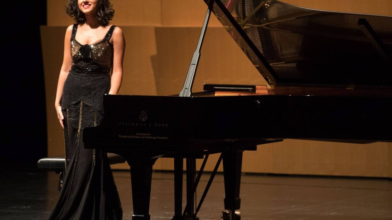 Khatia Buniatishvili  Khatia Buniatishvili