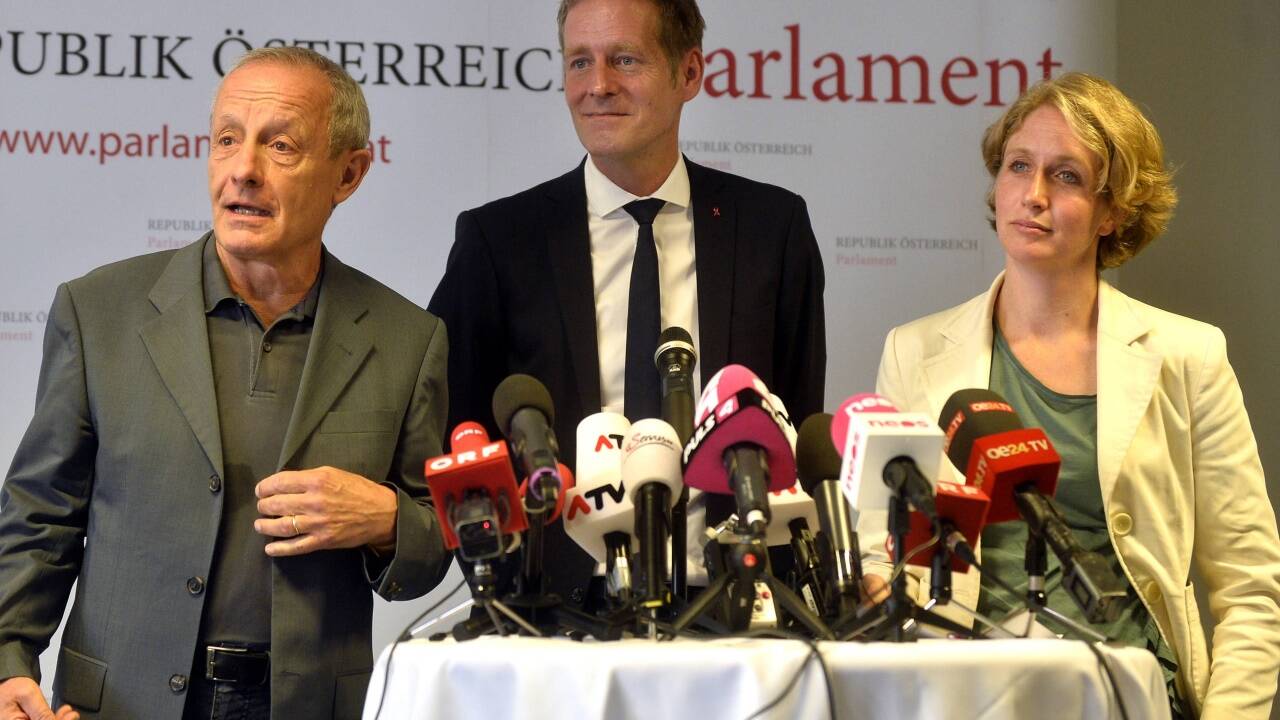 Peter Pilz (Liste Pilz), Jan Krainer (SPÖ) und Stephanie Krisper (NEOS) während der Pressekonferenz zum Thema 'Konsequenzen aus der illegalen Hausdurchsuchung beim BVT' am Mittwoch, 29. August 2018, in Wien. 