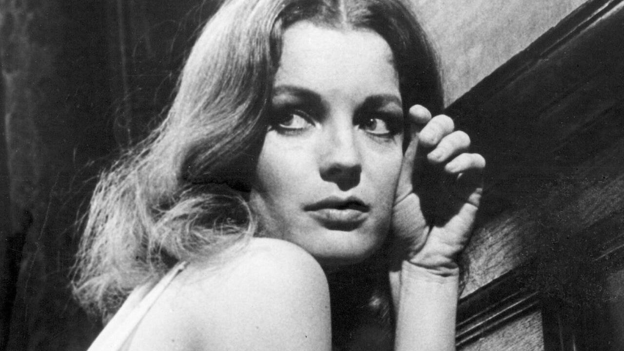 Die Schauspielerin Romy Schneider in einer Szene des Films "Don't cry" ("Schrei nicht"), der 1969 ihn London gedreht wurde.  Die Schauspielerin Romy Schneider in einer Szene des Films 'Don't cry' ('Schrei nicht'), der 1969 ihn London gedreht wurde.