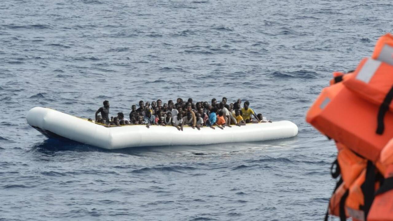 Die Schlepperkriminalität auf dem Mittelmeer soll durch Mission „Sophia“ verhindert werden. Italien fordert allerdings ein Rotationsprinzip.  