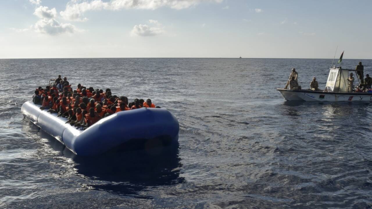 Die Europäische Grenz- und Küstenwache im Rahmen von Frontex soll bis 2020 von derzeit rund 1.600 auf 10.000 Mann aufgestockt werden. 